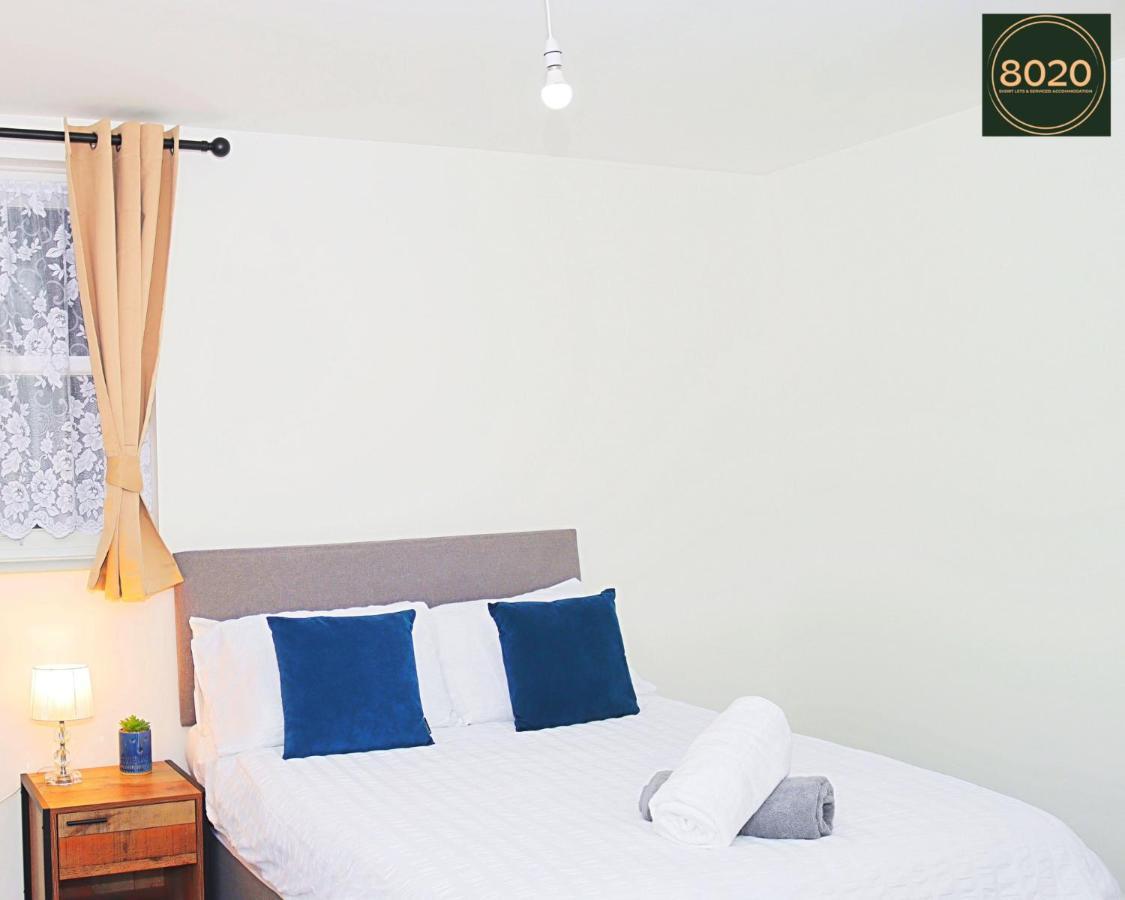 Lancing Apartments - Spacious 2 Bed - Sleeps 6 - Burnham Village 슬라우 외부 사진